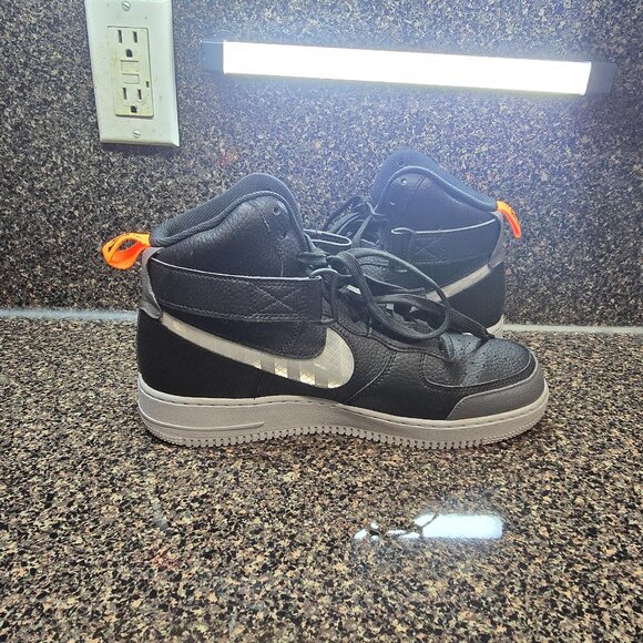 Nike Air Force 1 High Under Construction Black Leather CQ0449-001 Mens Size 9.5 - Picture 11 of 15
